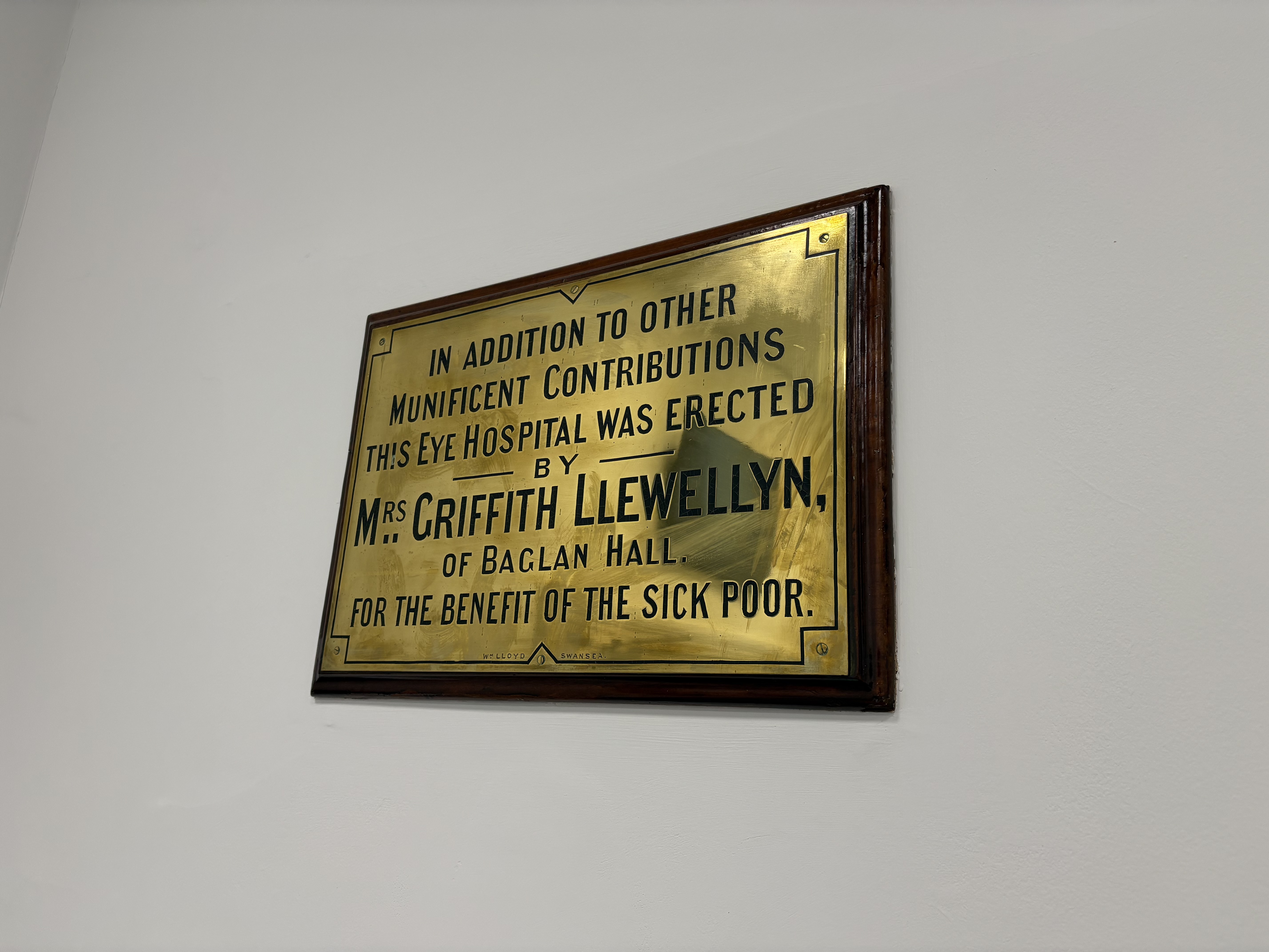 Original sign Original sign